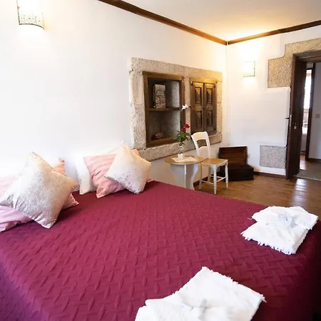 別荘 Spacious House In With Pool And Terrace